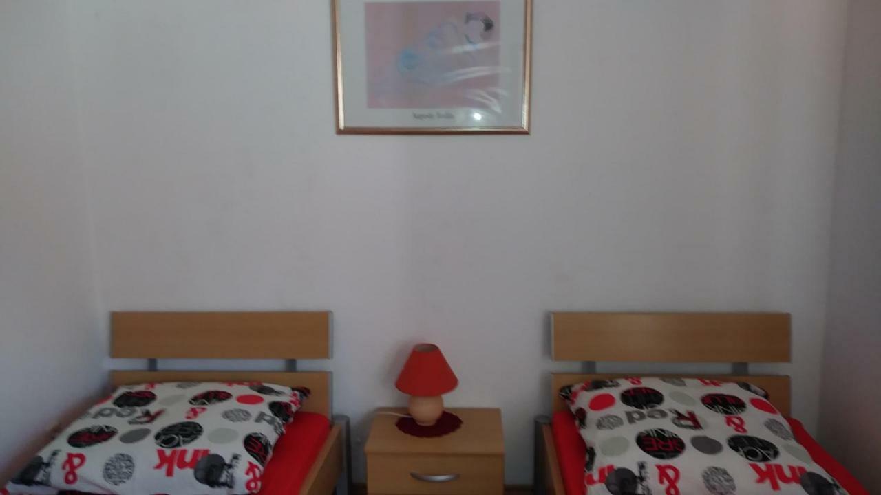 Ferienhaeuschen Villa Born Ngoại thất bức ảnh